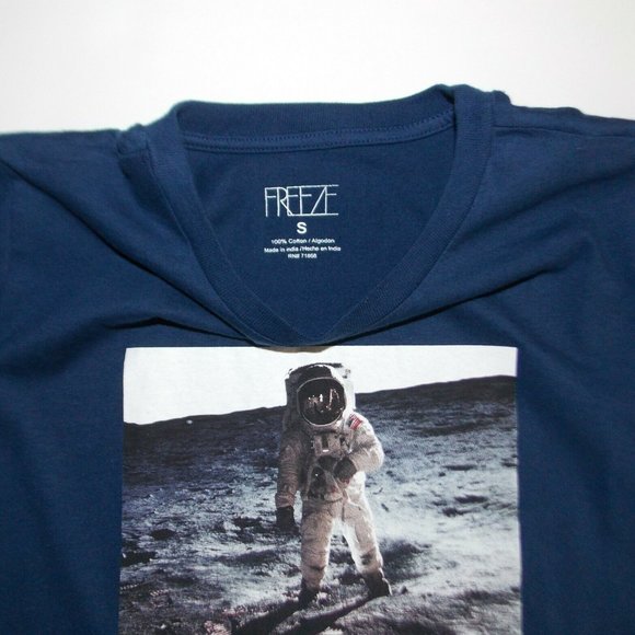 Freeze NASA "A Man on the Moon" historic picture T-shirt S,M,L,XL, Navy Blue - Picture 4 of 5